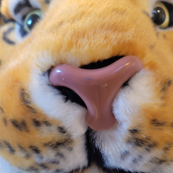 Tiger Head Backpack Realistic Simulation Bag Life-size Festival Safari Decor - Picture 3 of 4